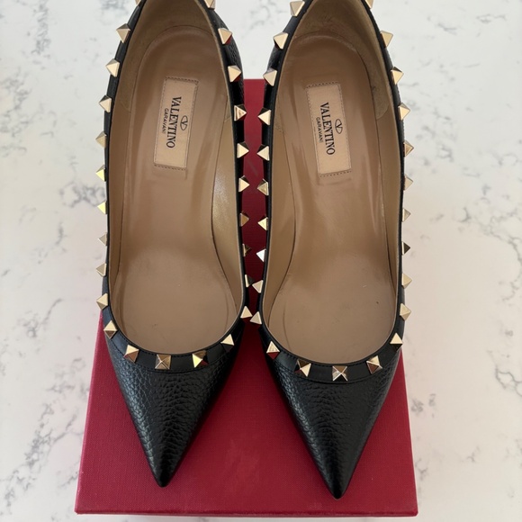 Valentino Rock Stud Pumps - Picture 2 of 4